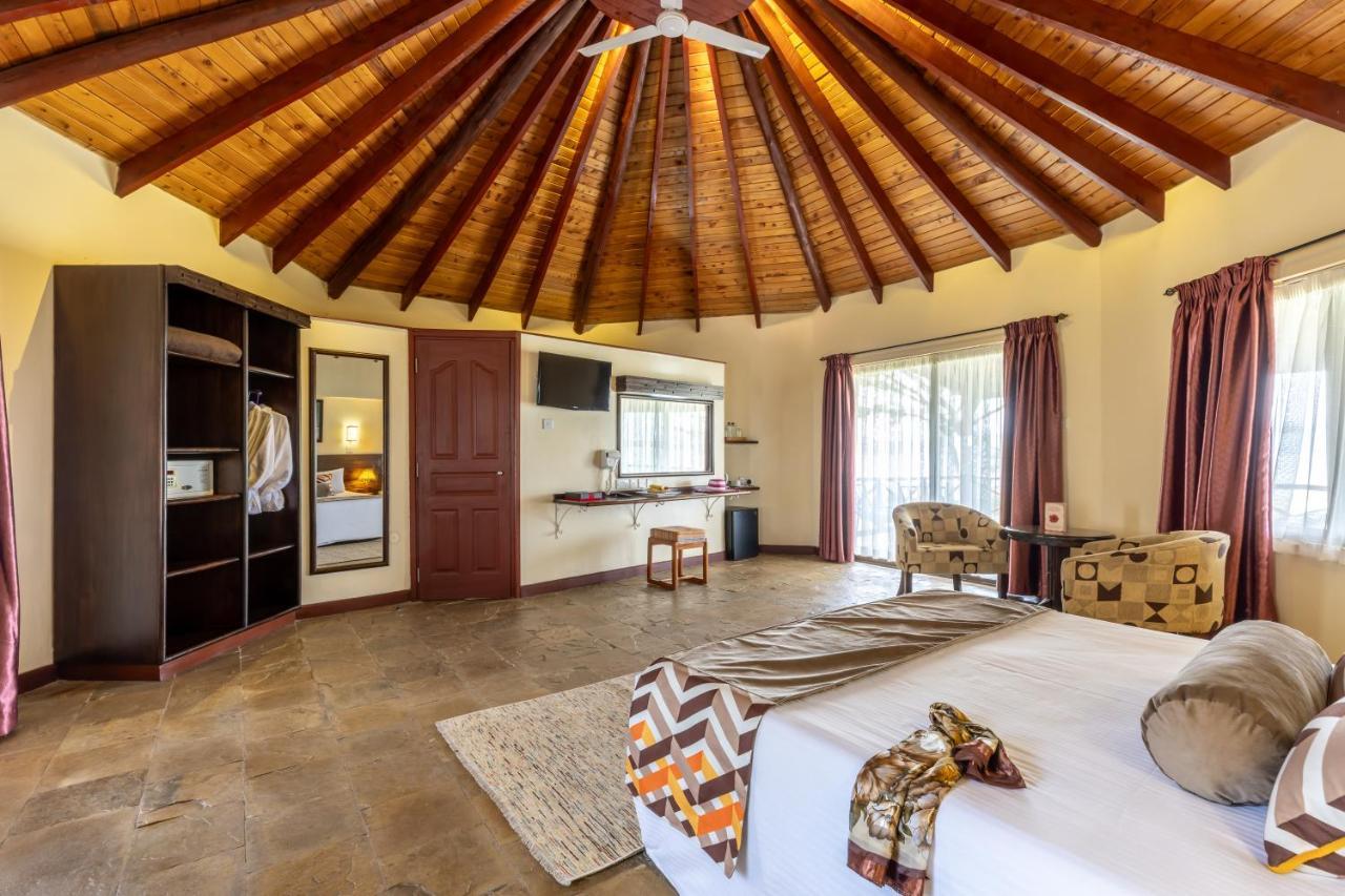 Sentrim Elementaita Lodge Elmenteita ภายนอก รูปภาพ